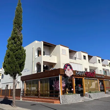 Z&a - Spacious Apartment, Close To The Strip Apartament