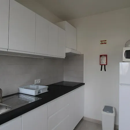 Apartament Z&a - Spacious Apartment, Close To The Strip Albufeira