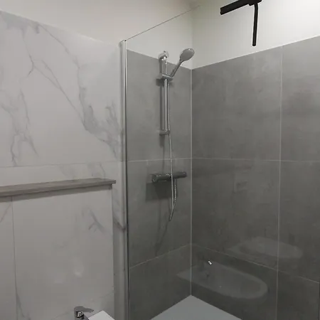 Z&a - Spacious Apartment, Close To The Strip Apartament Albufeira