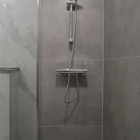 Z&a - Spacious Apartment, Close To The Strip Apartament